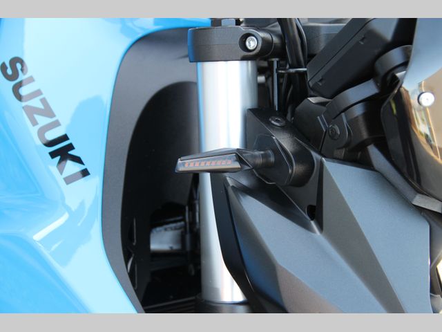 suzuki - gsx-8s