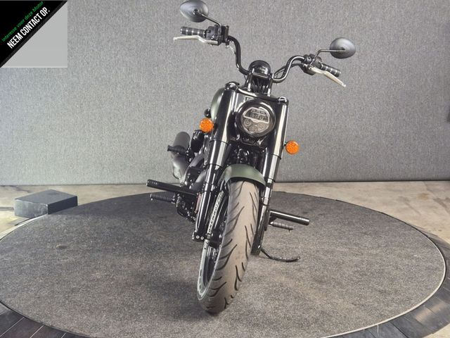 indian - chief-bobber-dark-horse
