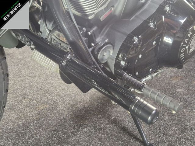 indian - chief-bobber-dark-horse