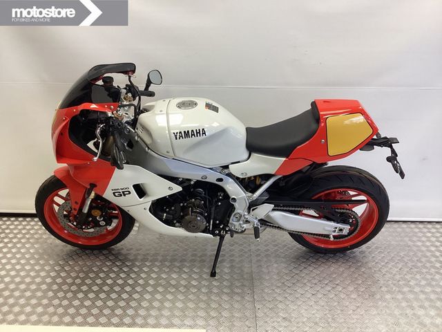 yamaha - xsr-900-gp