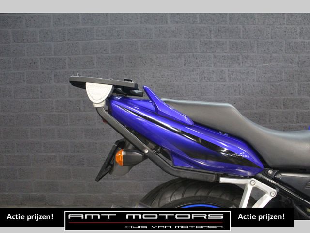 yamaha - fzs-600-fazer