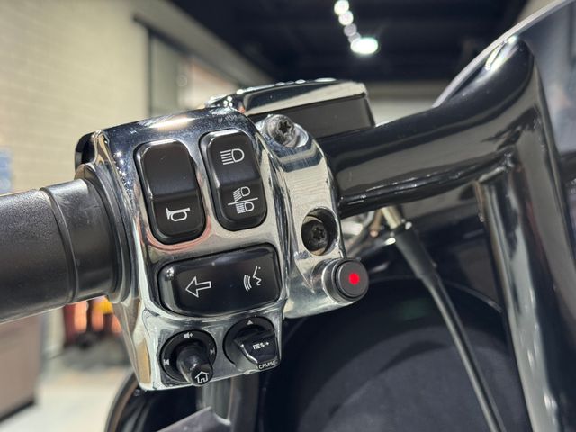 harley-davidson - electra-glide-ultra-limited-flhtk