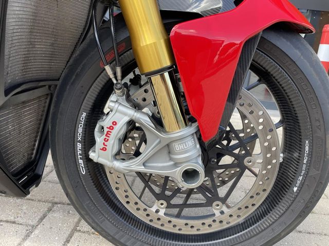 ducati - streetfighter-v4s