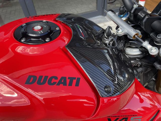 ducati - streetfighter-v4s