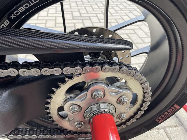 ducati - streetfighter-v4s