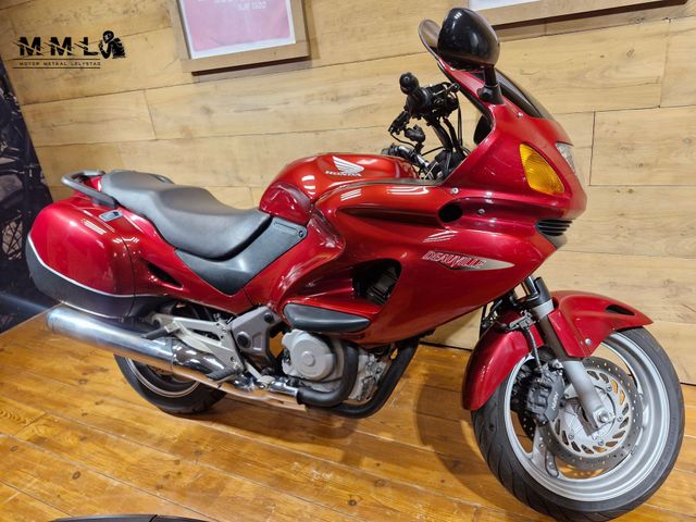 honda - nt-650-v-deauville