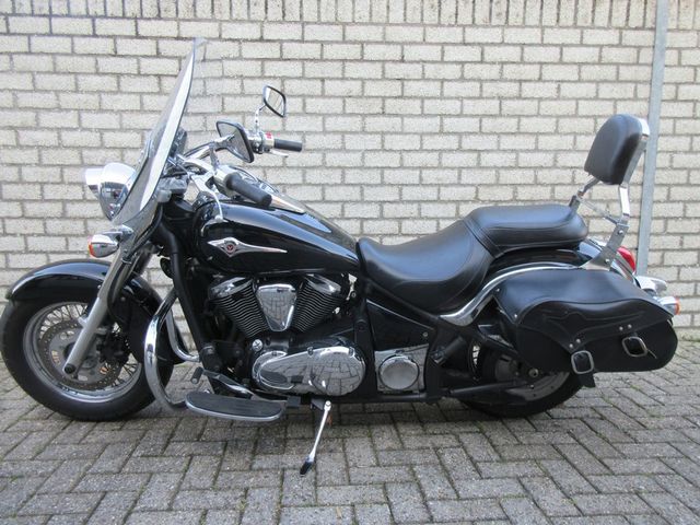 kawasaki - vn-900-classic