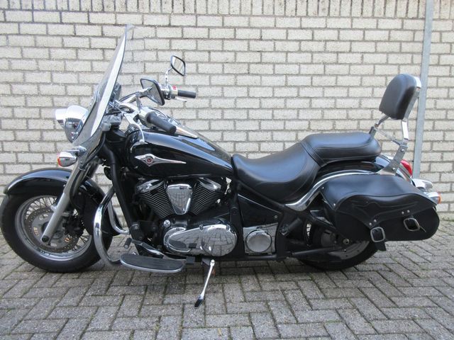 kawasaki - vn-900-classic