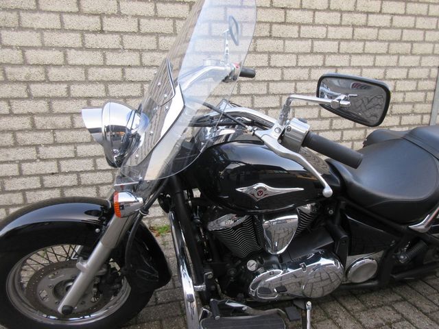 kawasaki - vn-900-classic