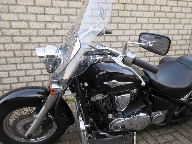 kawasaki - vn-900-classic