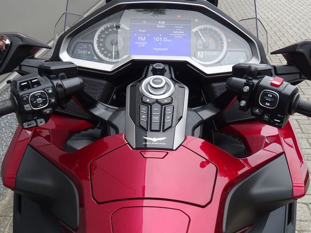 honda - gl-1800-goldwing