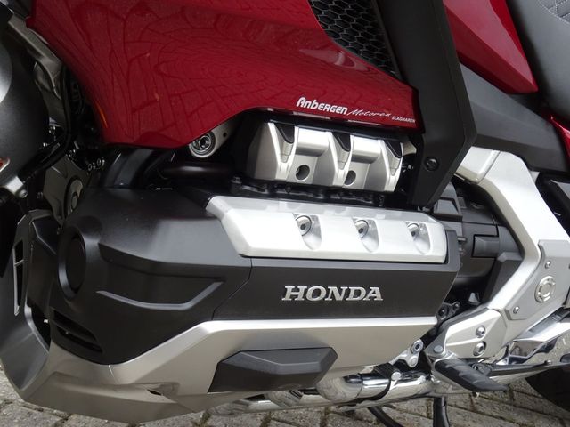 honda - gl-1800-goldwing
