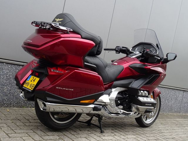 honda - gl-1800-goldwing