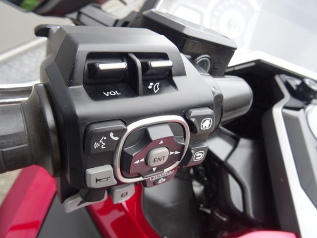 honda - gl-1800-goldwing
