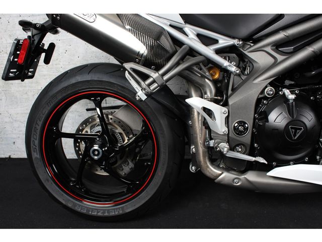 triumph - speed-triple-rs