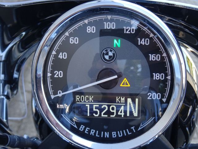 bmw - r-18