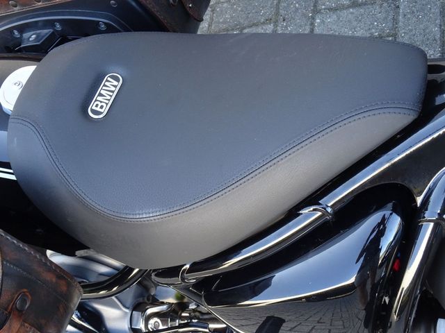 bmw - r-18