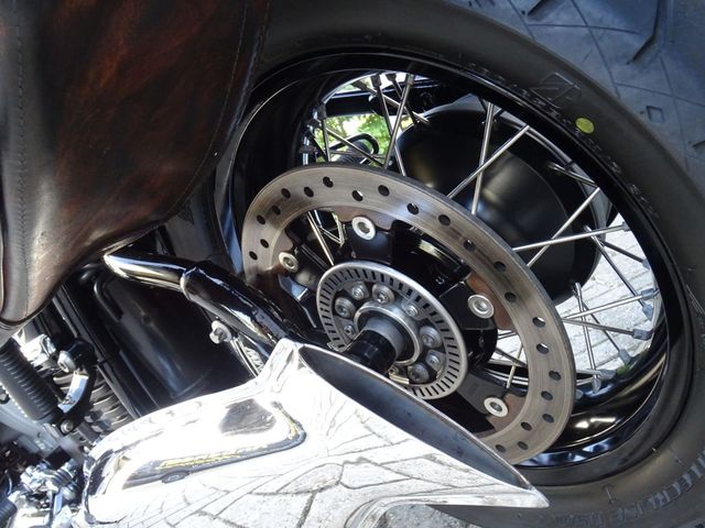 bmw - r-18