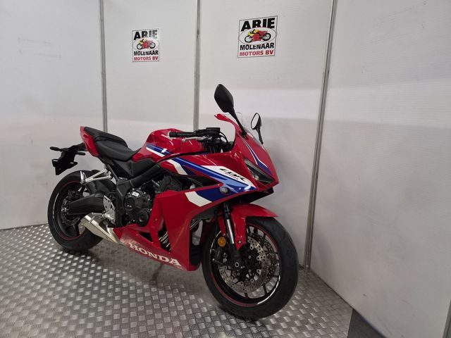 honda - cbr-650-r