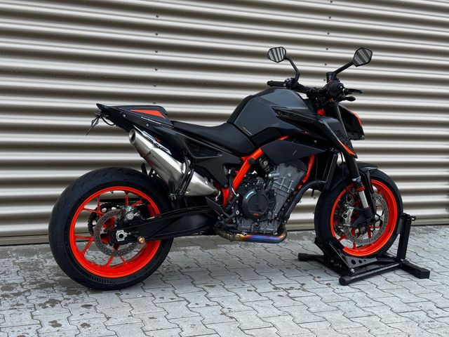 ktm - 890-duke-r