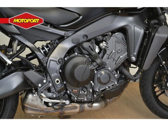 yamaha - mt-09-y-amt