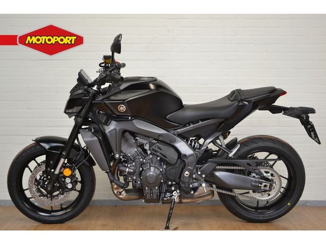 yamaha - mt-09-y-amt