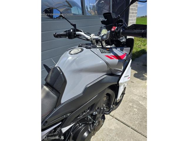yamaha - tracer-900-abs