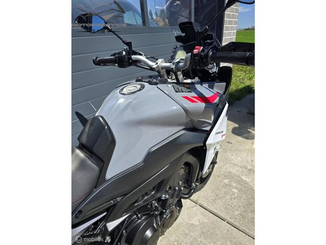 yamaha - tracer-900-abs
