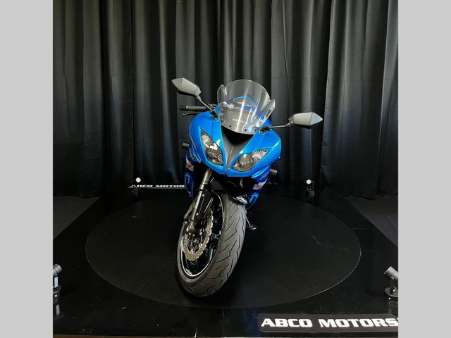 kawasaki - ninja-zx-6r