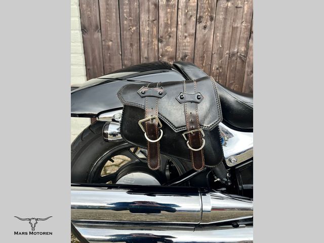 suzuki - 800-intruder