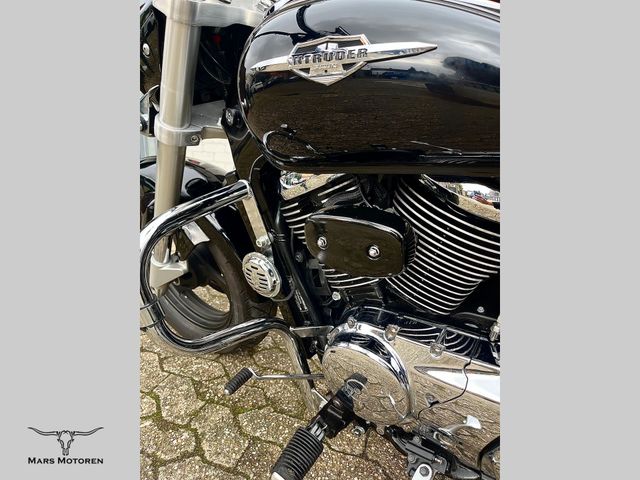 suzuki - 800-intruder