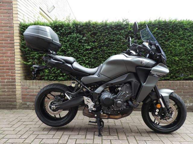 yamaha - tracer-9