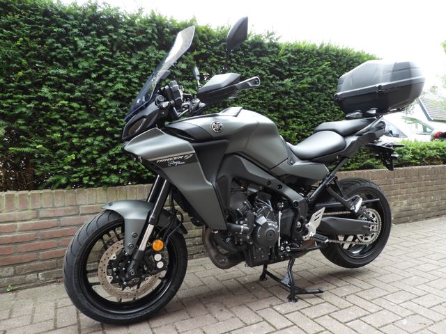 yamaha - tracer-9