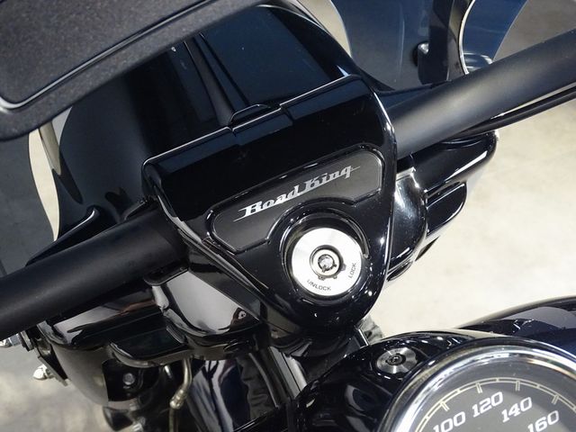 harley-davidson - road-king-special