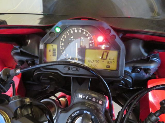 honda - cbr-600-rr
