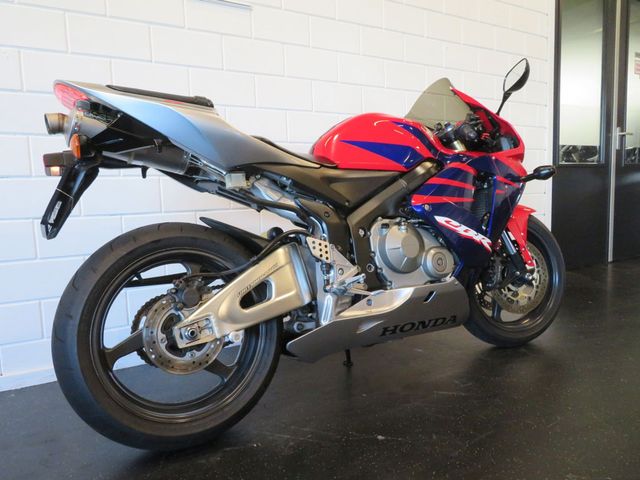 honda - cbr-600-rr