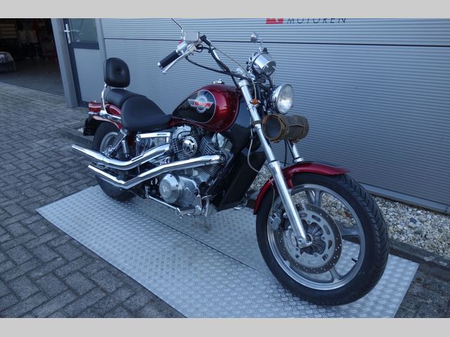 honda - vt-1100-c-shadow