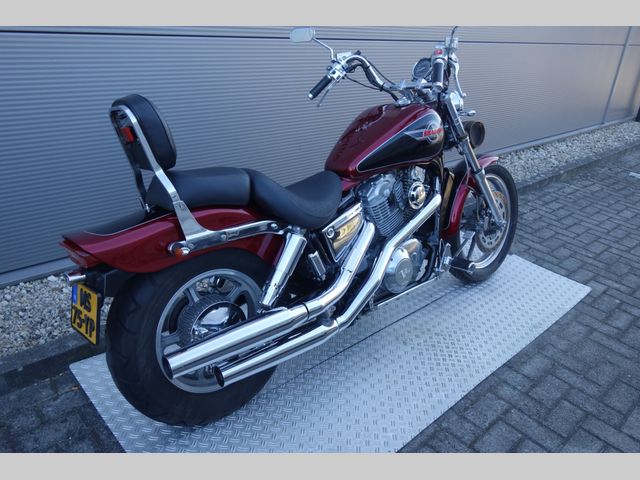 honda - vt-1100-c-shadow
