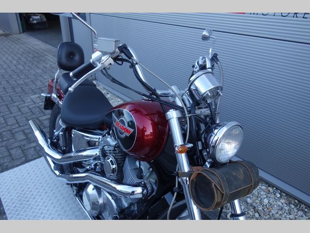 honda - vt-1100-c-shadow