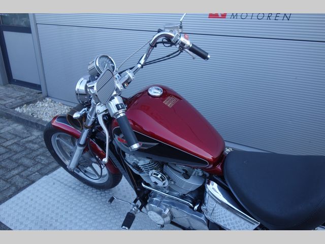 honda - vt-1100-c-shadow