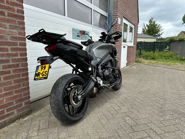 yamaha - tracer-9