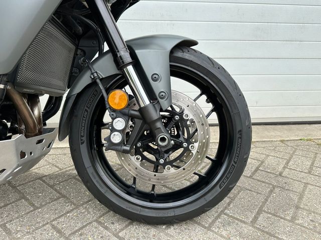 yamaha - tracer-9