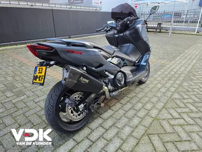 YAMAHA TMAX TECH MAX – foto 4