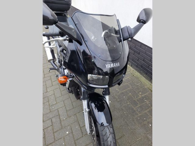 yamaha - fzs-600-fazer