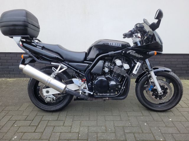 yamaha - fzs-600-fazer