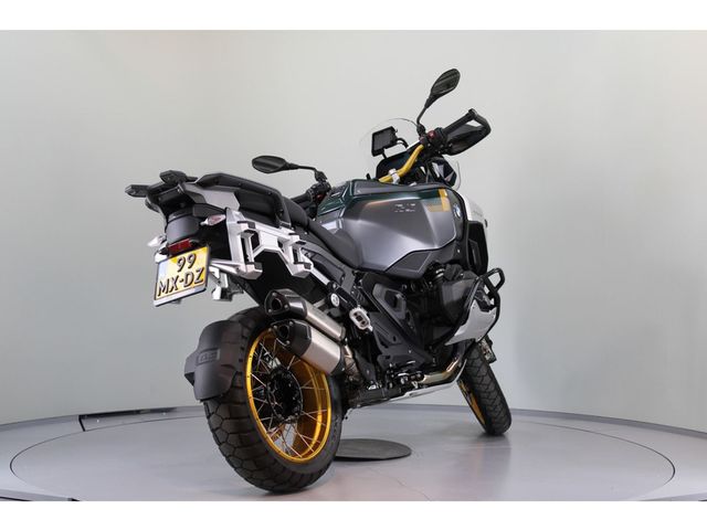 bmw - r-1300-gs-adventure