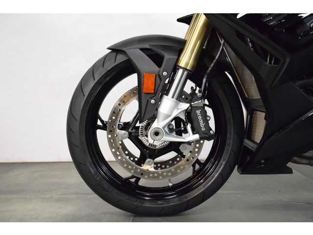 bmw - s-1000-r