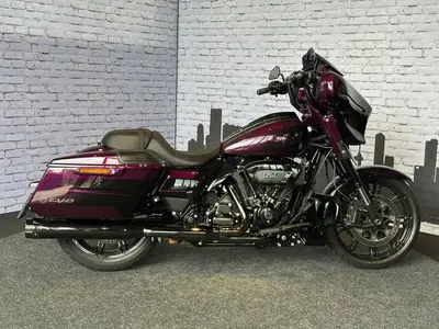 HARLEY-DAVIDSON STREET GLIDE FLHXI – foto 2