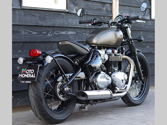 triumph - bonneville-bobber
