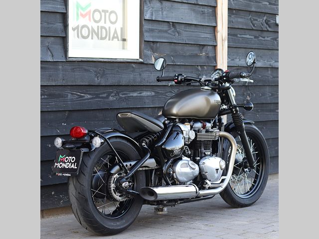 triumph - bonneville-bobber